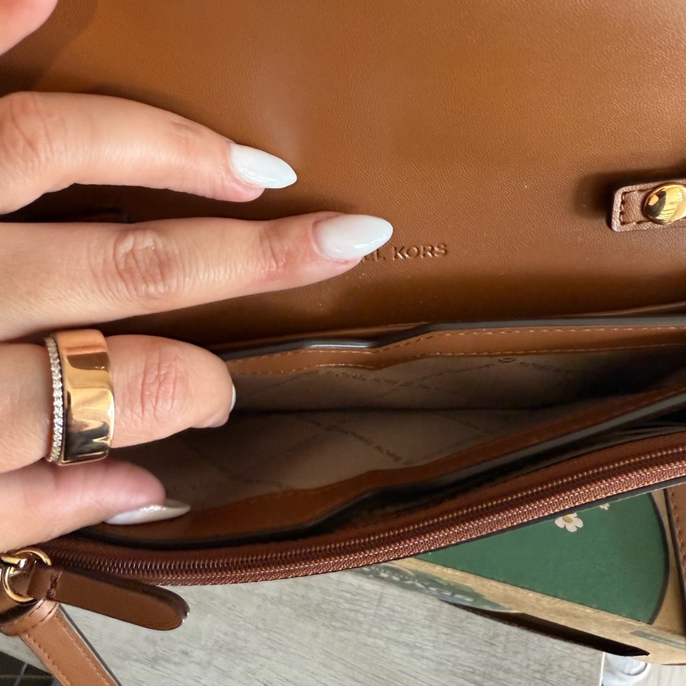 Michael Kors Brown and Cream Crossbody Bag - Picture 5 of 7